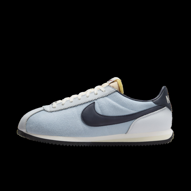 Nike Cortez 'nike total air bus max; | HF0100-400