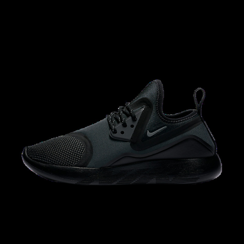 Nike on sale lunarcharge black