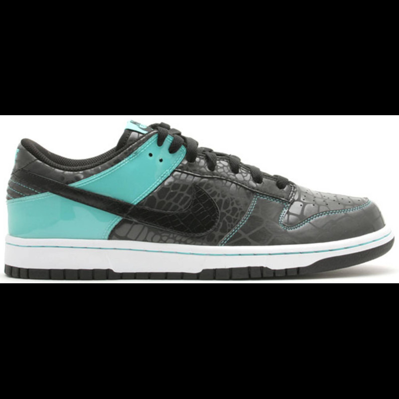 Untiffany dunks store