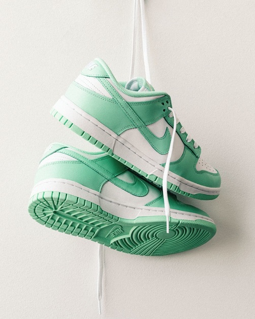 Nike Dunk Low WMNS "Green Glow" Scheduled for April 2021