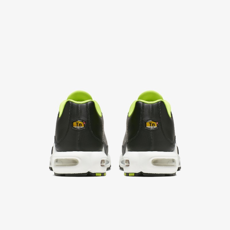 Nike Air Max Plus TN SE Volt | CI7701-700