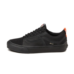 Raeburn x Vans Old Skool GTX VR3 'Black' | VN0A4BVJBLK1