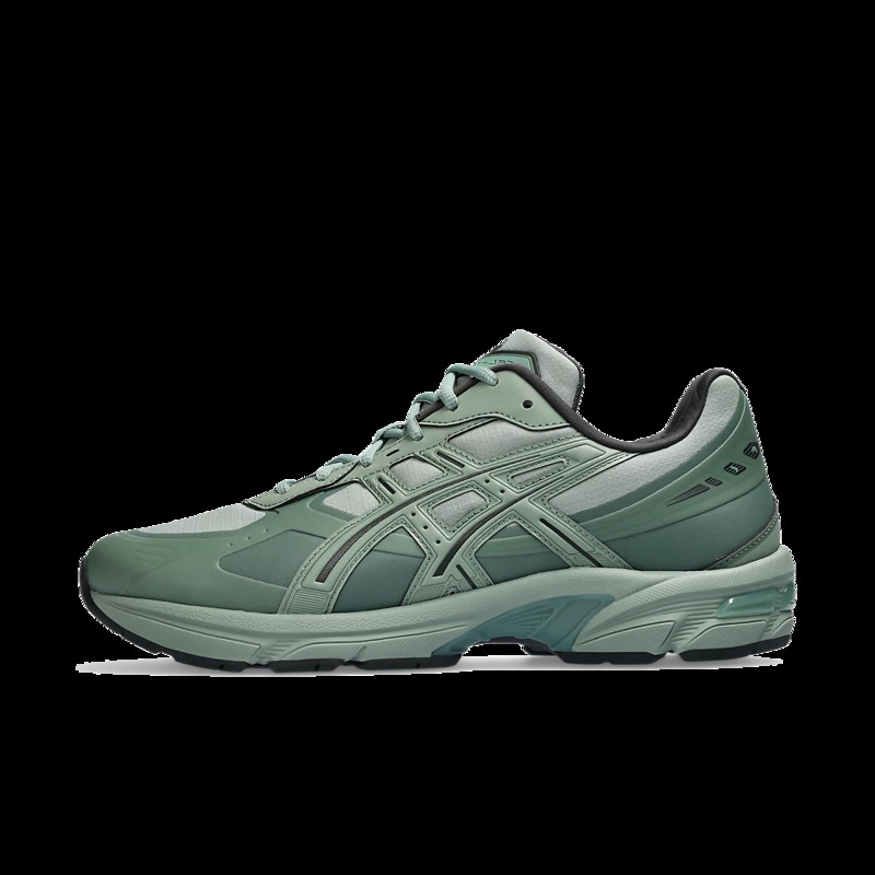 Asics sneaker deals news