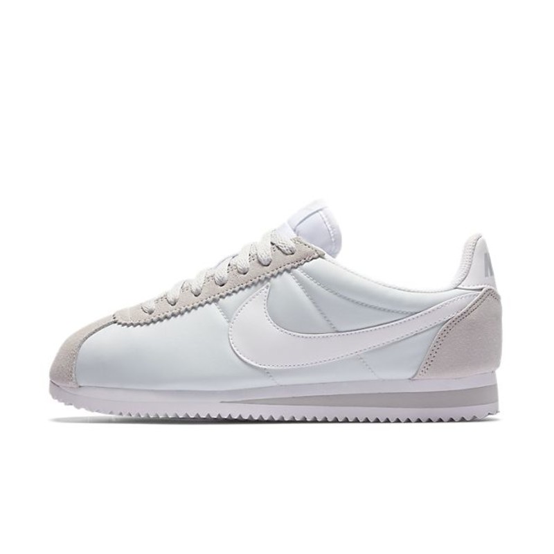 Nike cortez 2024 platinum white