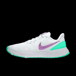 Nike  NIKE REVOLUTION 5  women's Sports Trainers (Shoes) in White | BQ3207-111