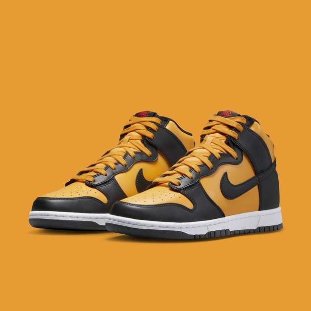 Nike Dunk High Appears as "Reverse Goldenrod" Version