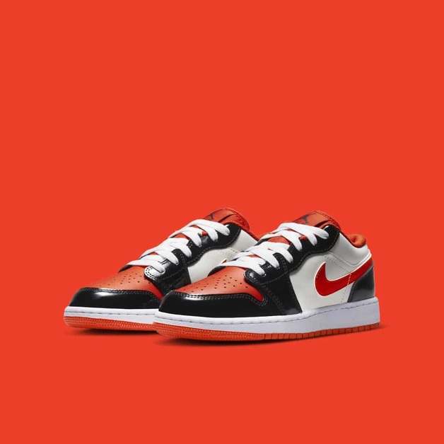 Kinder erhalten einen Air Jordan 1 Low „Halloween“