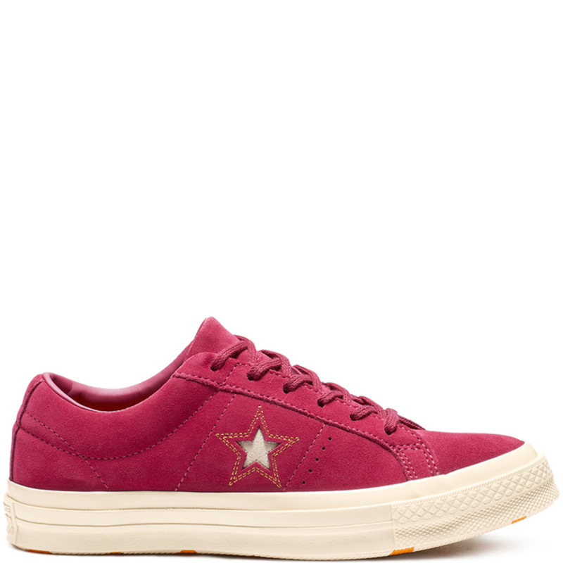 One star love on sale metallic low top