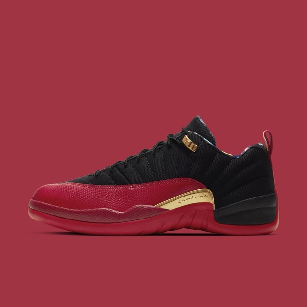 Air Jordan 12 Retro Low SE Super Bowl