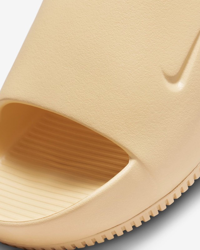 Nike Calm Slide "Sesame" | FD4116-200