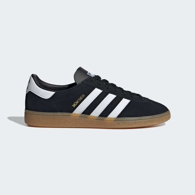 adidas Stays Old School with These Two OG Munich Colourways