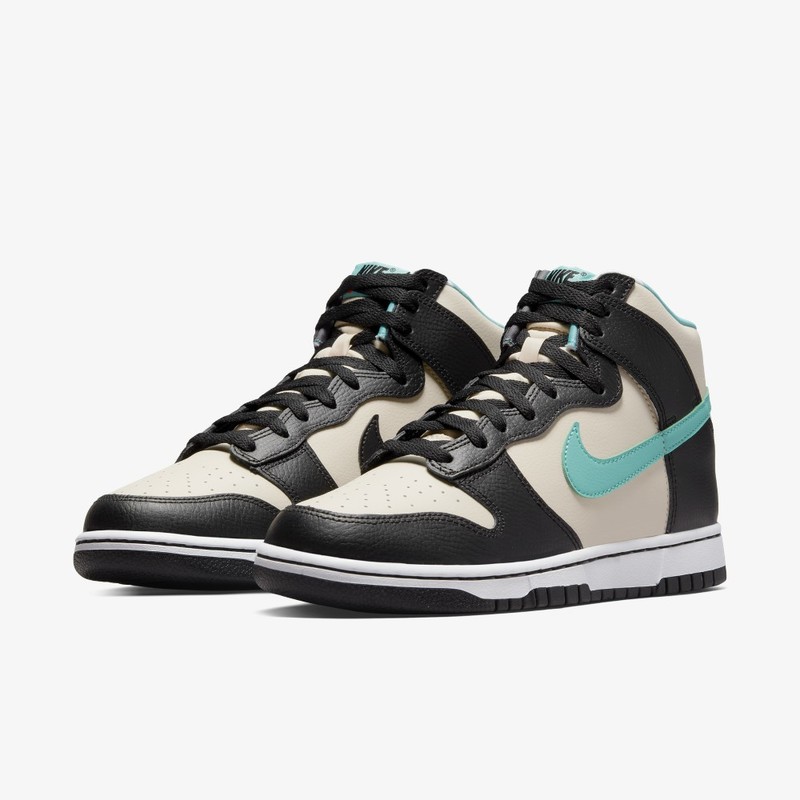 Nike Dunk High EMB | DO9455-200