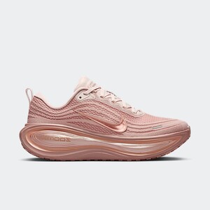 Nike Vomero Plus "Rose Gold" | HV8154-601 Nike Vomero Plus "Rose Gold" | HV8154-601