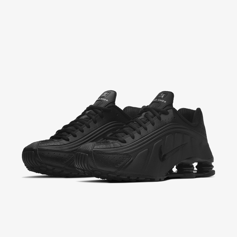 Nike Shox R4 Triple Black | 104265-044
