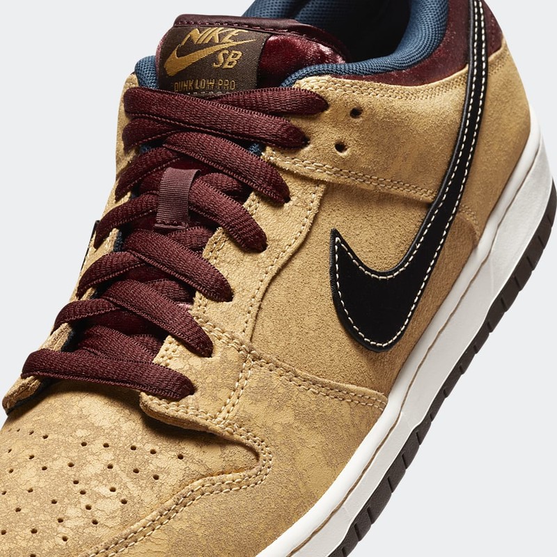 Nike SB Dunk Low "City Of Cinema" | FZ1278-200