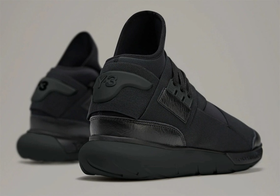 Das Comeback des adidas Y-3 Qasa High „Triple Black“ ist für Dezember 2022 geplant