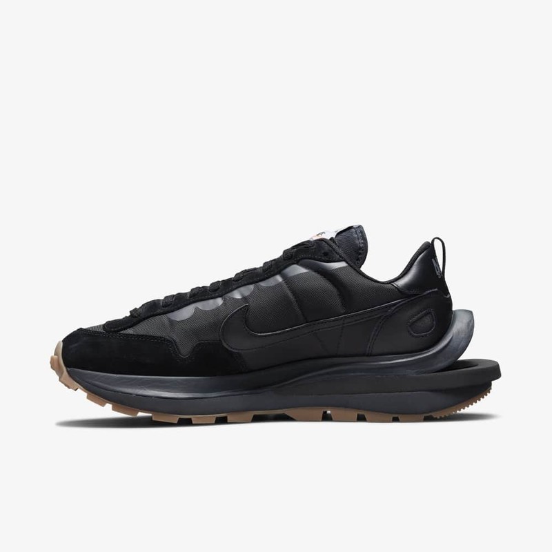 Sacai x Nike VaporWaffle Black Gum | DD1875-001