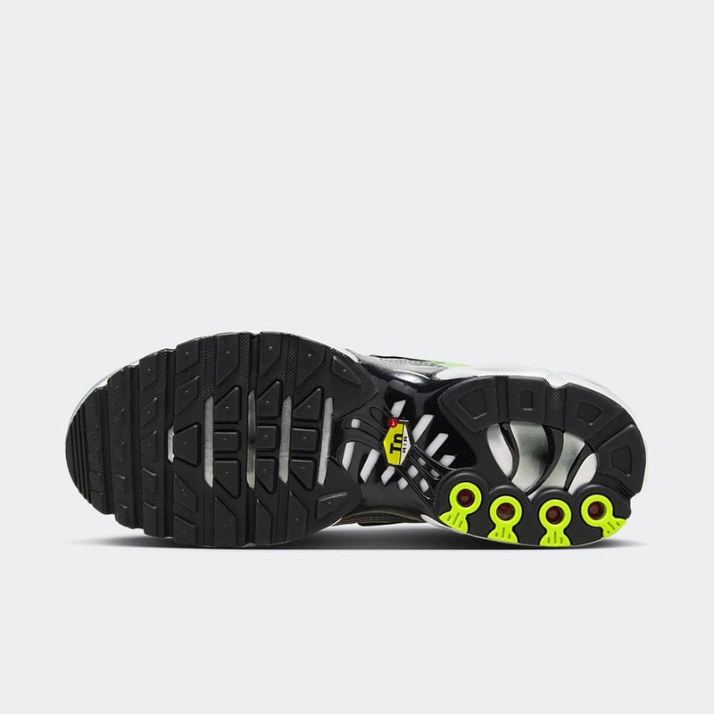 Nike Air Max Plus "Cyber" | HJ9574-100