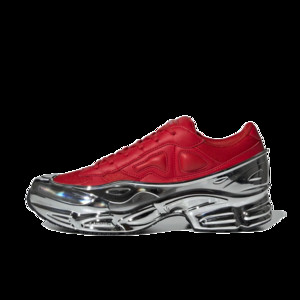 Raf simons cheap ozweego red chrome