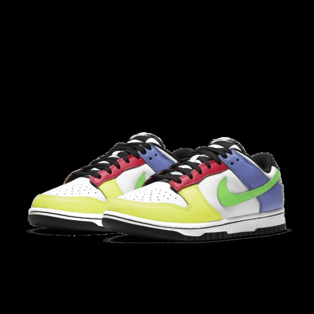 Nike Dunk Low WMNS in "Multicolour" Colourway