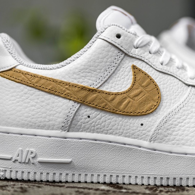 Nike Air Force 1 Hairy Swoosh | CW7567-101