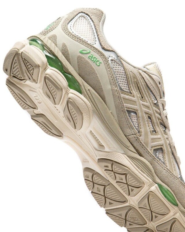 Asics Gel-NYC "Cream/Fossil" | 1203A383-112