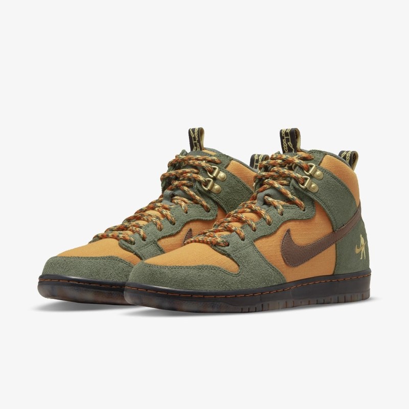 Pass~Port x Nike SB Dunk High Workboot | DO6119-300