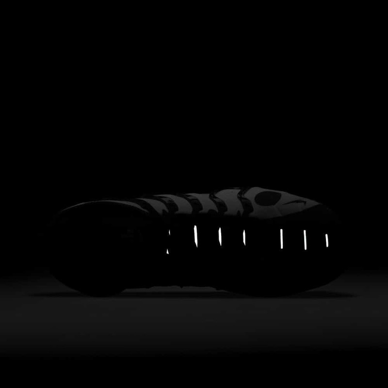 Nike Air VaporMax Plus Swingman DJ5189-001 Release Date - SBD