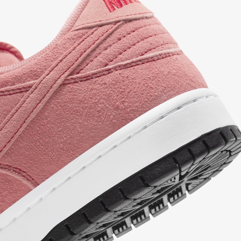 Nike SB Dunk Low Pink Pig | CV1655-600