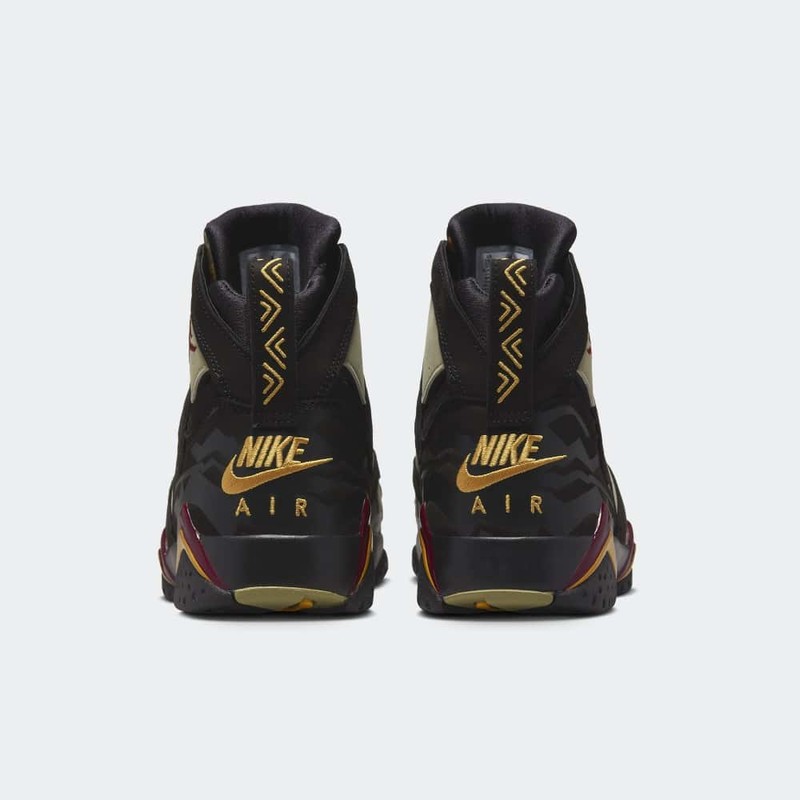 Air Jordan 7 Black Olive | DN9782-001