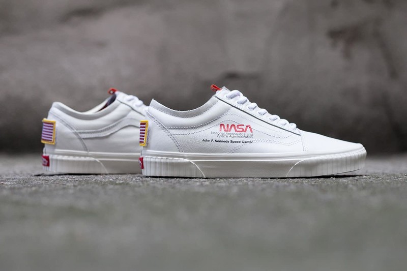 vans old skool nasa space voyager true white