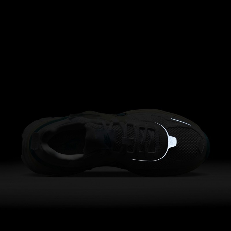 Nike V2K Run "Coconut Milk" | FD0736-105