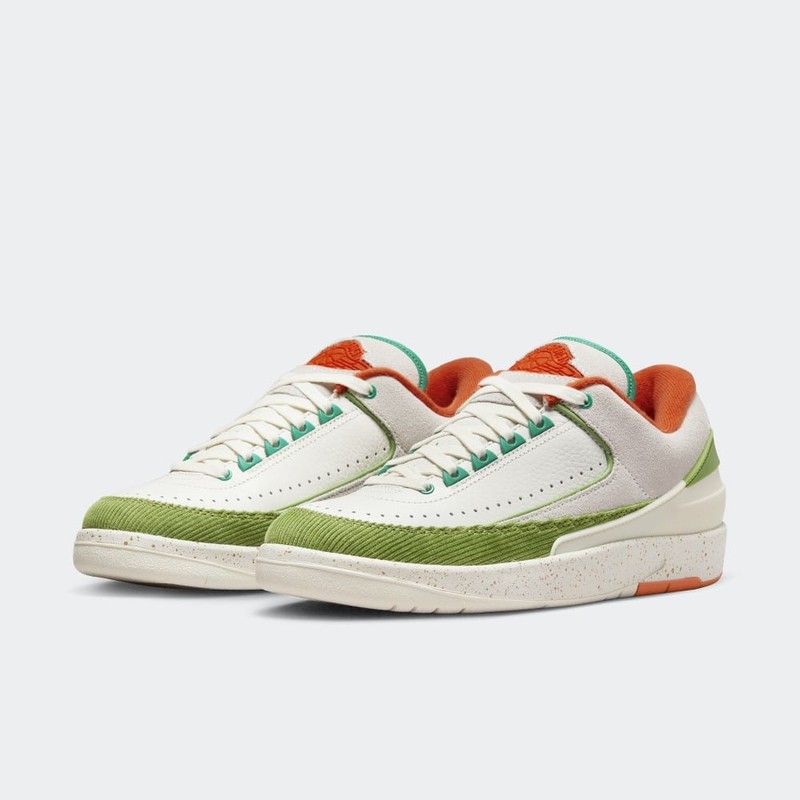 Titan x Air Jordan 2 Low | DV6206-183