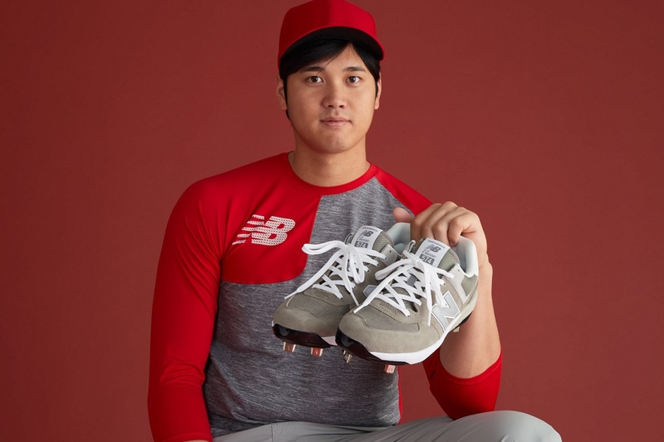 Shohei Ohtani hat einen langfristigen Werbevertrag mit New Balance abgeschlossen