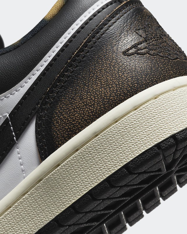 Air Jordan 1 Low Wear Away Onyx | DQ8422-001