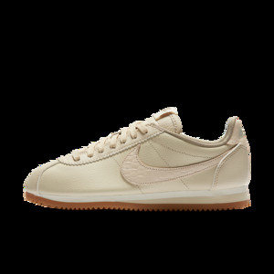 Nike cortez leather lux on sale beige