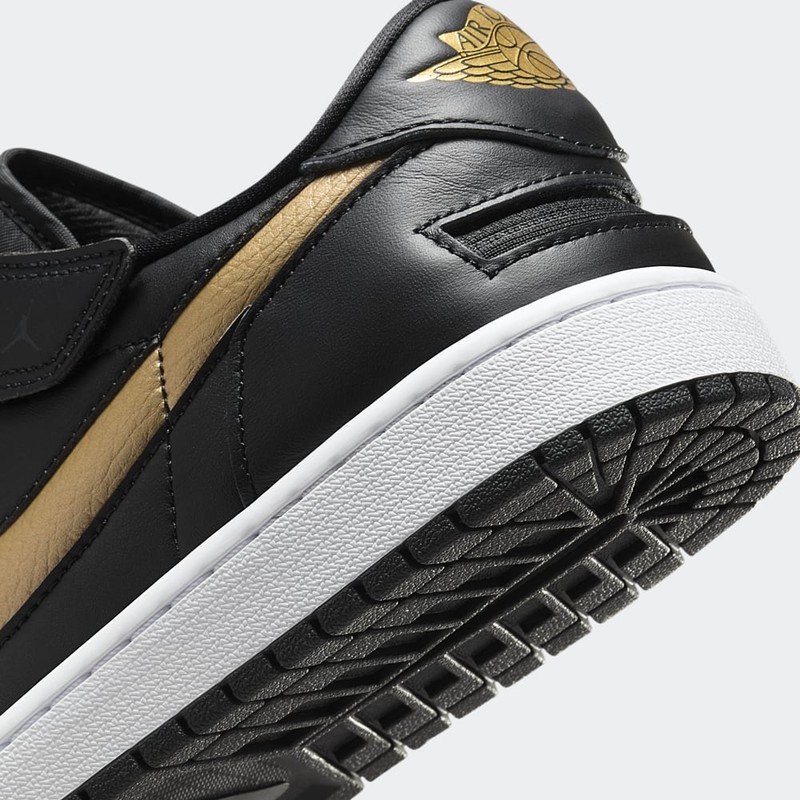 Air Jordan 1 Low FlyEase "Black/Metallic Gold" | DM1206-071