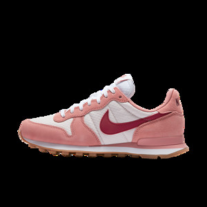 Nike Wmns Internationalist | 828407-607