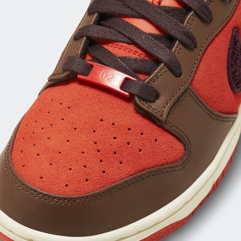 Nike Dunk Low "Year Of The Rabbit Brown" | FD4203-661