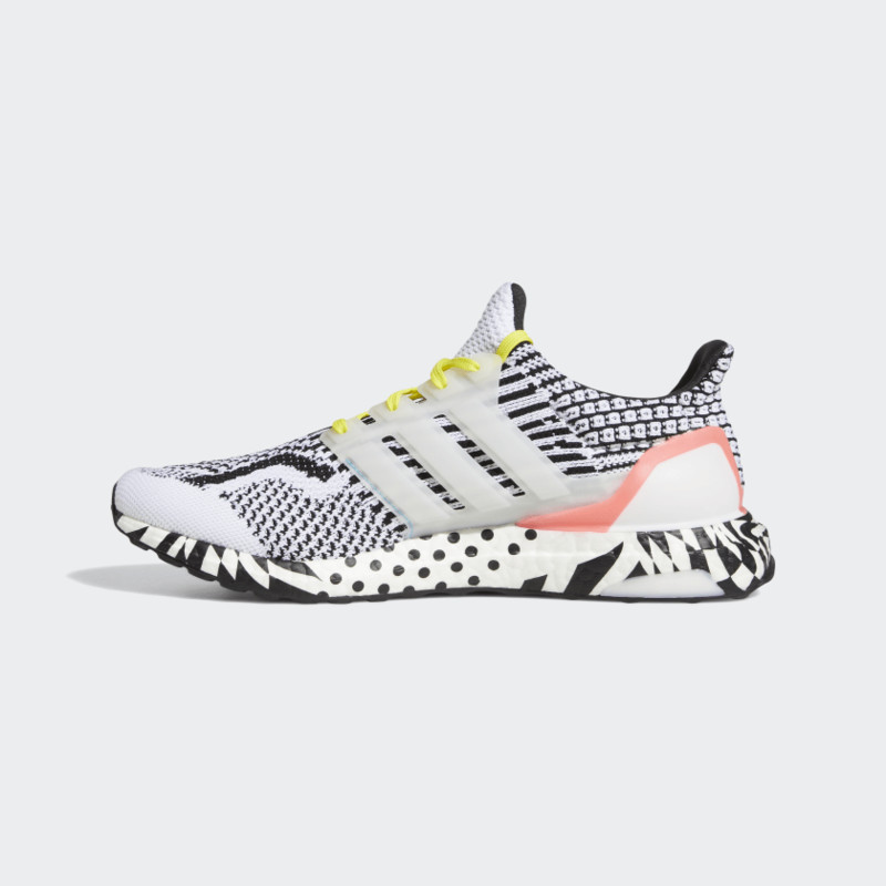 adidas Ultra Boost 5.0 DNA Multi-Pattern | GY0326