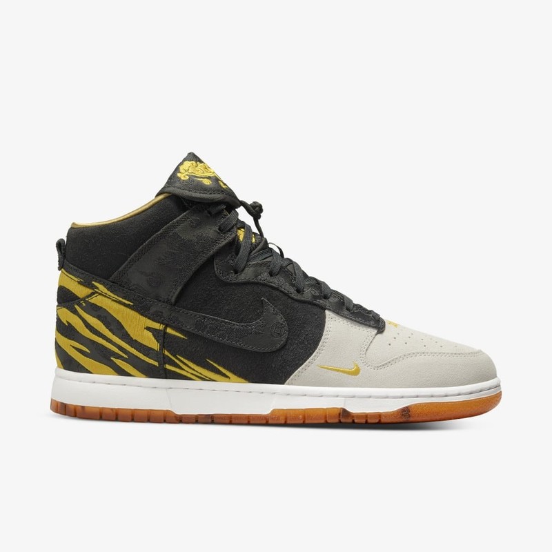 Nike Dunk High Year Of The Tiger | DQ4978-001