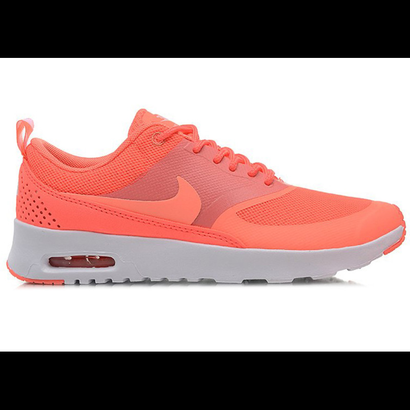 Nike thea shop orange