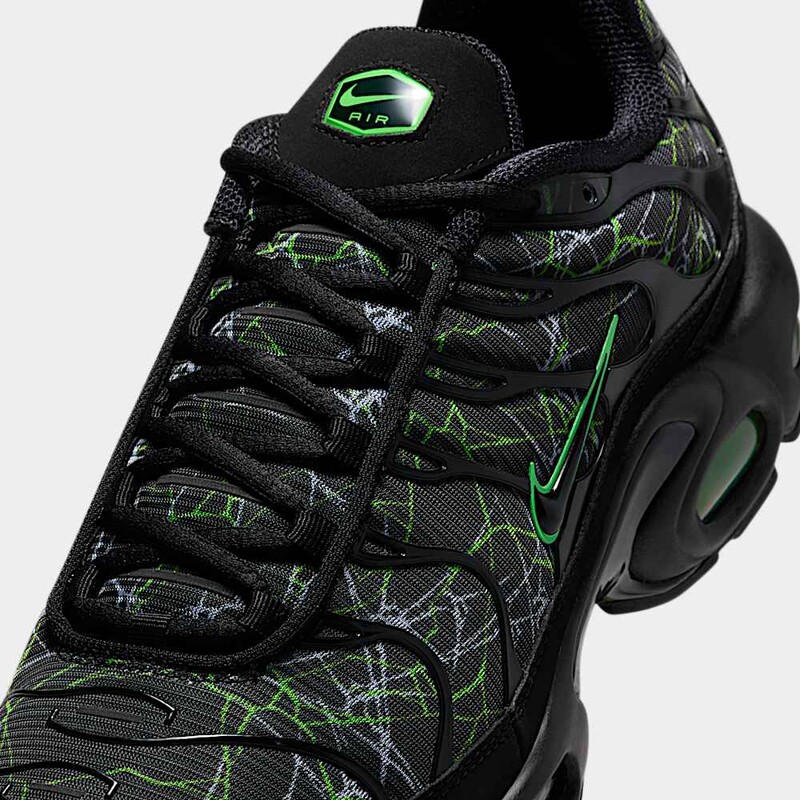 Nike Air Max Plus "Shattered Glass" | IB3075-001