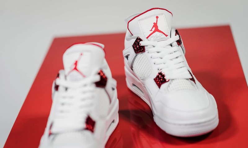 Air Jordan 4 Red Metallic | CT8527-112