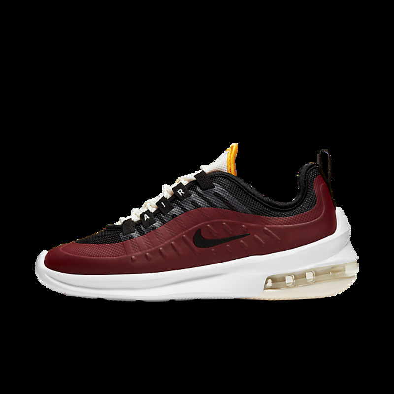 Air max hotsell axis black gold