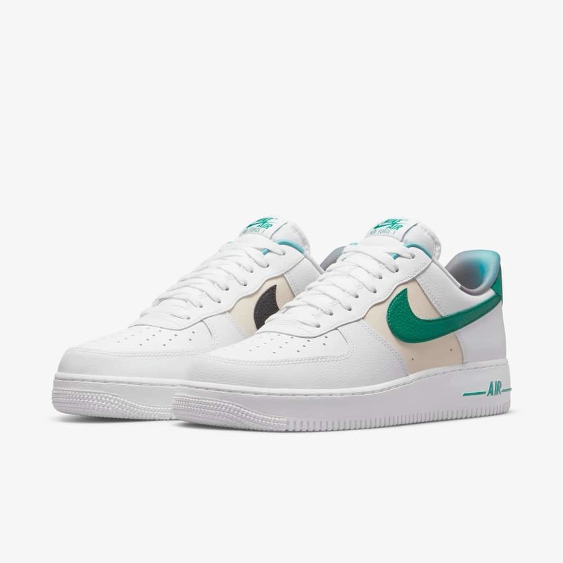 Nike Air Force 1 EMB | DM0109-100