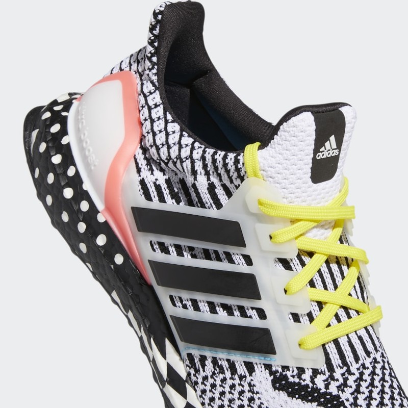 adidas Ultra Boost 5.0 DNA Multi-Pattern | GY0326