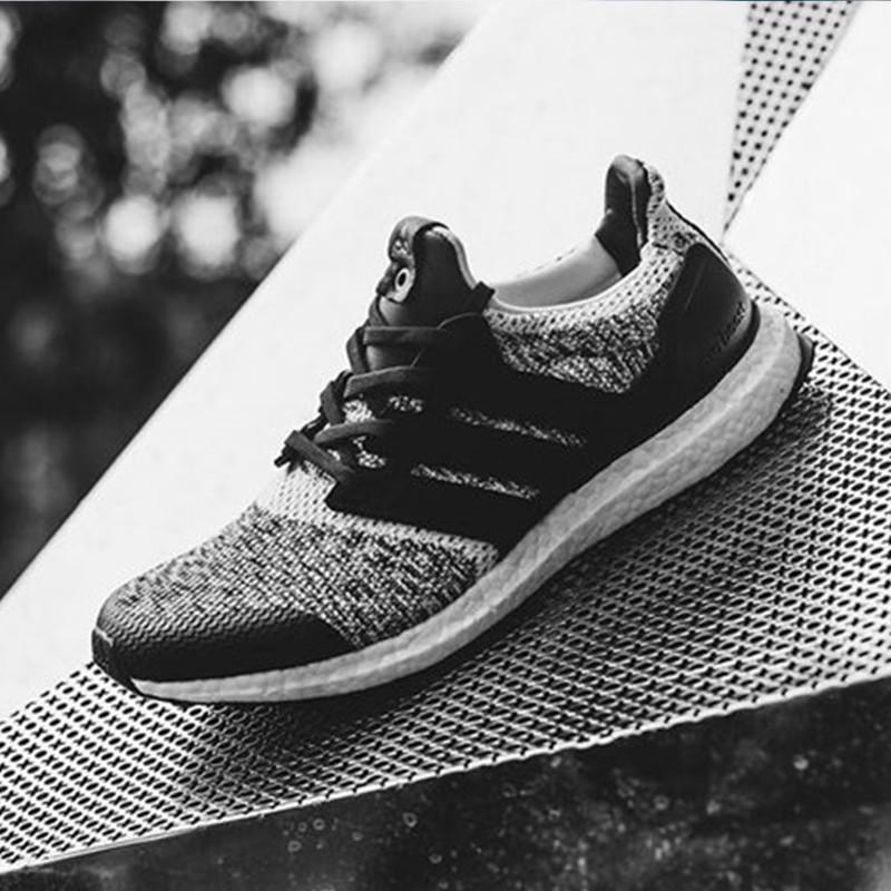 Sneakersnstuff x The Social Status x adidas Ultra Boost | BY2911