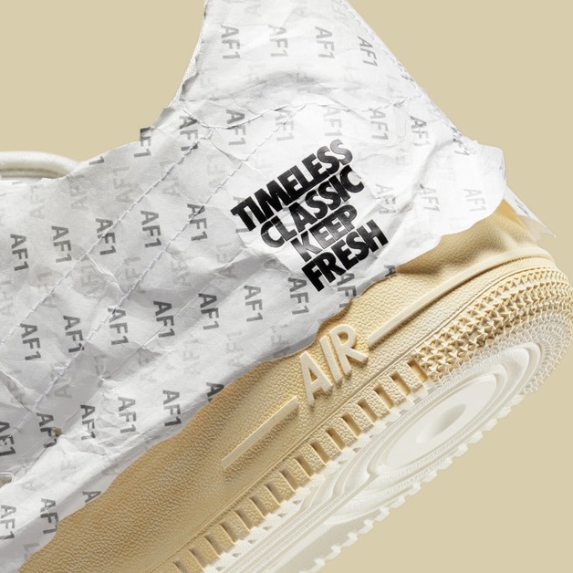 Der Nike Air Force 1 Low „Keep 'Em Fresh“ ist in Box-Papier eingehüllt