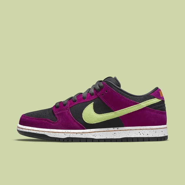 Nike SB Dunk Low ACG Emerged in a Bright "Red Plum" Colourway